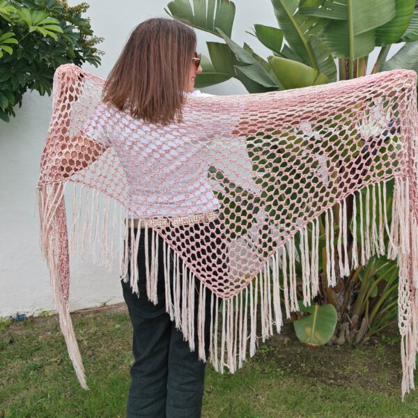 Patrón pdf descargable Chal Candy Zinnia de crochet calado con flecos - Imagen 4