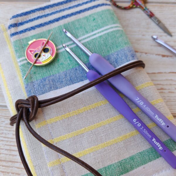 Estuche Enrollable para Ganchillos o Agujas - Imagen 8