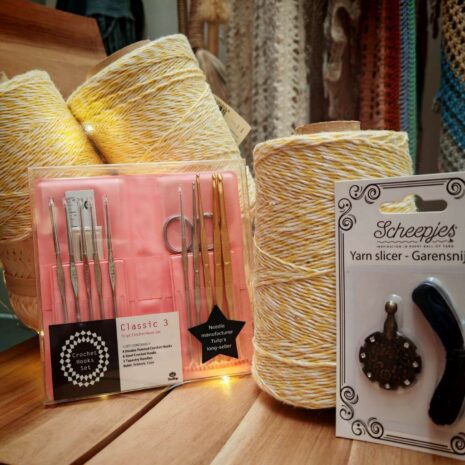 Lote Eco Basic Casasol + Estuche Tulip Classic 3 + Cortahilos Scheepjes (de regalo el patrón pdf de la bolsa Tarifa)